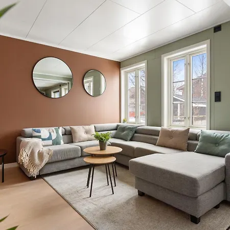 And Newly Renovated For Rent * Τρόμσο